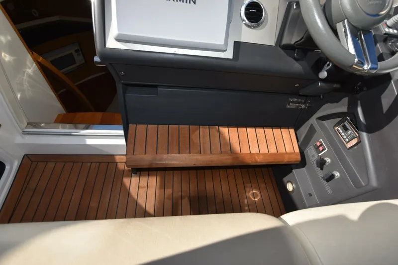 Slide: The Image of Fairline 47 2011 - 5012628