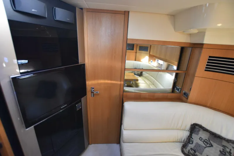 Slide: The Image of Fairline 47 2011 - 5012726