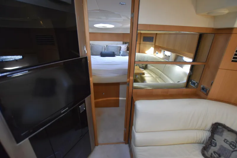 Slide: The Image of Fairline 47 2011 - 5012728