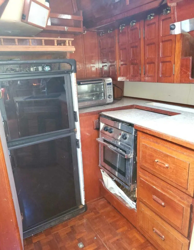 Slide: The Image of Endeavour 43 CC 1982 - 5013226