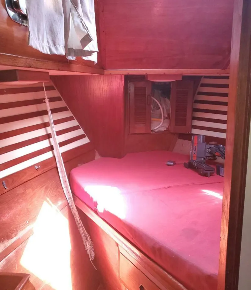 Slide: The Image of Endeavour 43 CC 1982 - 5013232