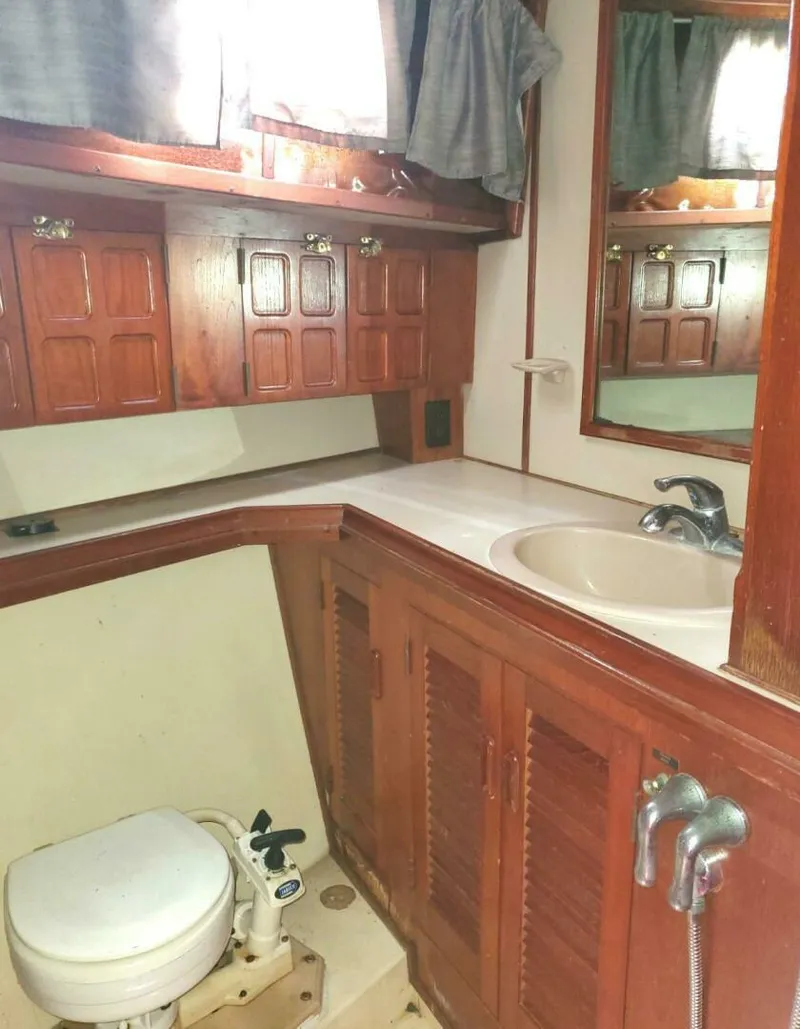 Slide: The Image of Endeavour 43 CC 1982 - 5013215