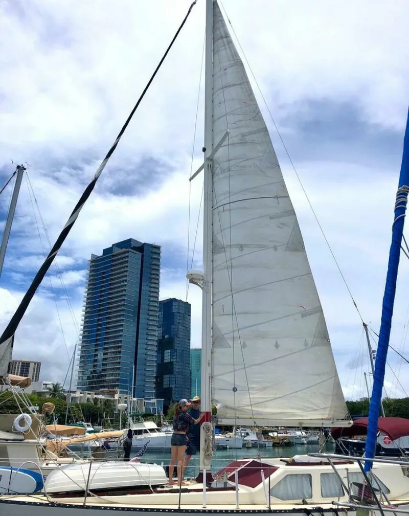 Slide: The Image of US Yachts Pilothouse 416 1982 - 5013352