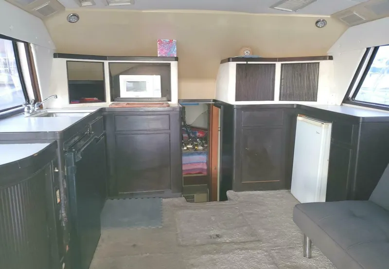 Slide: The Image of Bertram 37 Convertible 1988 - 5013629