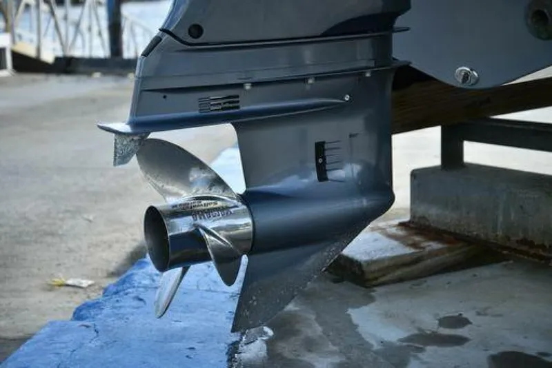 Slide: The Image of NauticStar 2302 2022 - 5023089