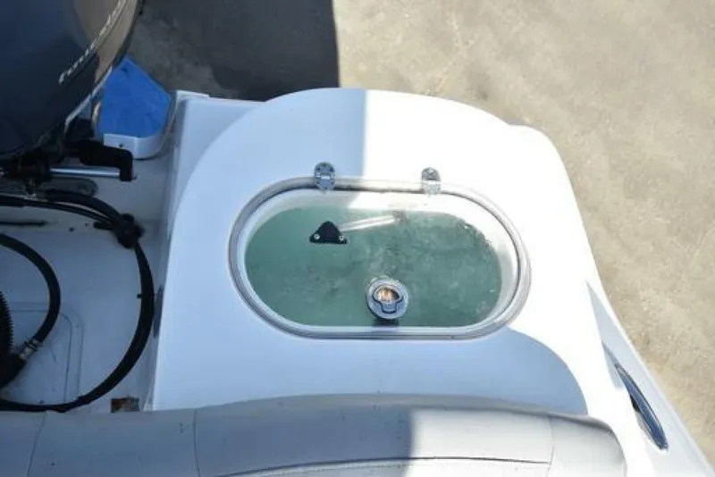 Slide: The Image of NauticStar 2302 2022 - 5023099