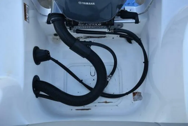 Slide: The Image of NauticStar 2302 2022 - 5023108