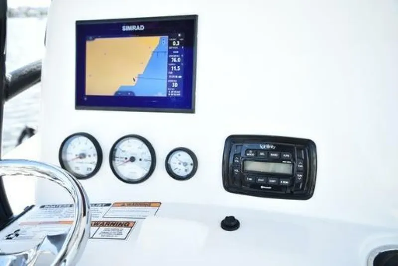 Slide: The Image of NauticStar 2302 2022 - 5023127