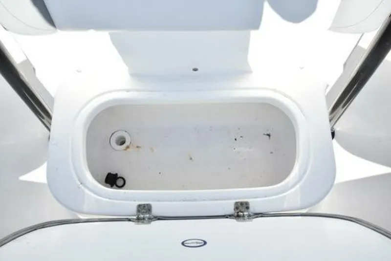 Slide: The Image of NauticStar 2302 2022 - 5023138