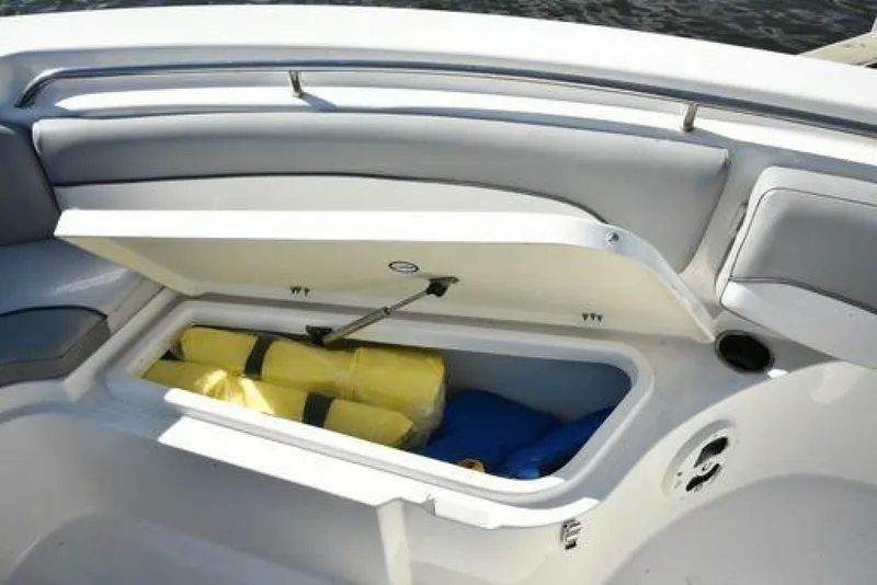 Slide: The Image of NauticStar 2302 2022 - 5023140