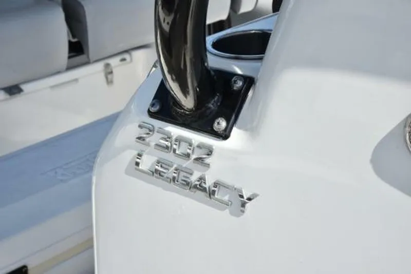 Slide: The Image of NauticStar 2302 2022 - 5023151