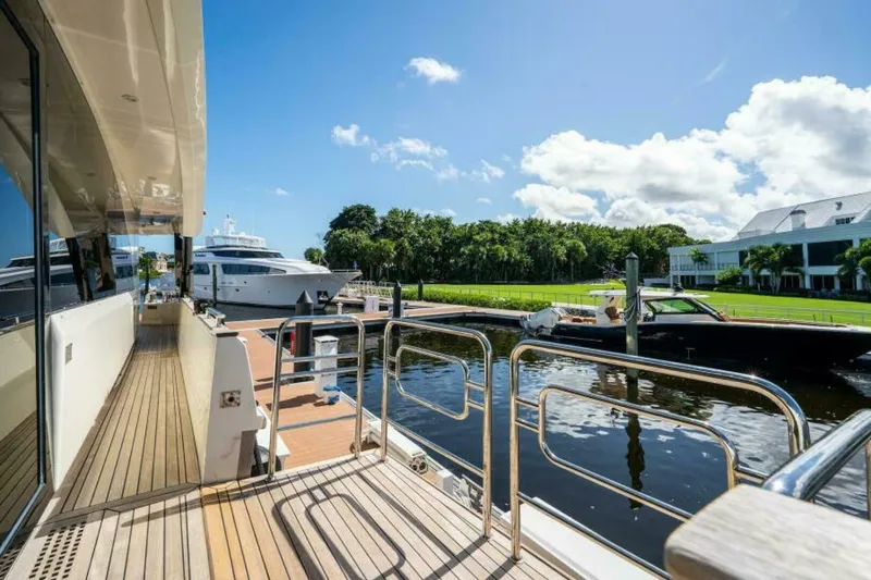 Slide: The Image of Monte Carlo Yachts MCY86 2015 - 5796962