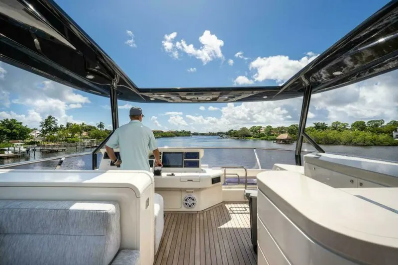 Slide: The Image of Monte Carlo Yachts MCY86 2015 - 5796972