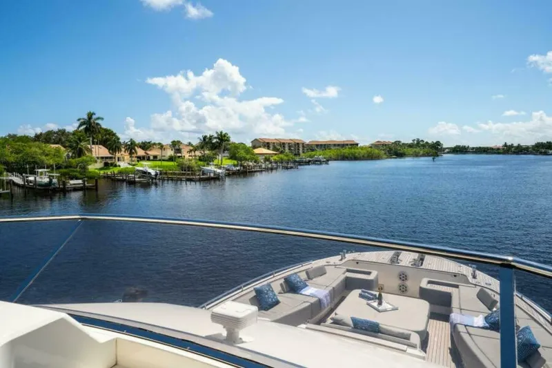 Slide: The Image of Monte Carlo Yachts MCY86 2015 - 5796981