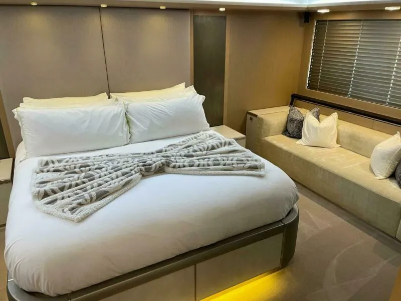 Slide: The Image of Monte Carlo Yachts MCY86 2015 - 5797005