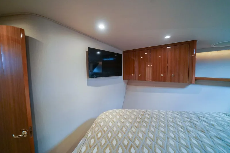 Slide: The Image of 2007 Viking 45 Convertible Bad Habits - 5014925