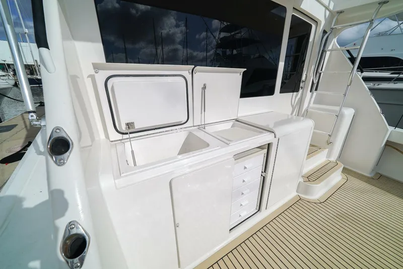 Slide: The Image of 2007 Viking 45 Convertible Bad Habits - 5014939
