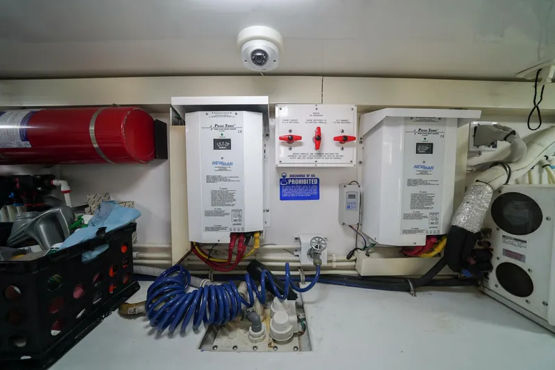 Slide: The Image of 2007 Viking 45 Convertible Bad Habits - 5015001