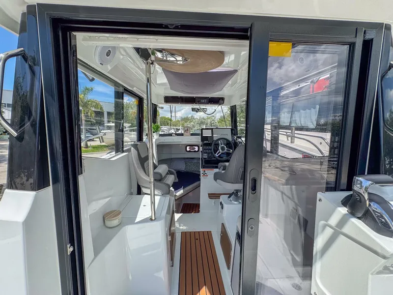 Slide: The Image of Jeanneau NC795 Sport 2022 - 5458373