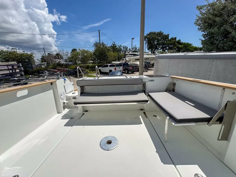 Slide: The Image of Jeanneau NC795 Sport 2022 - 5458389