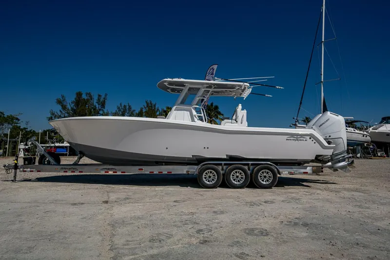 Slide: The Image of Invincible 33 Open Fisherman 2025 - 5162829