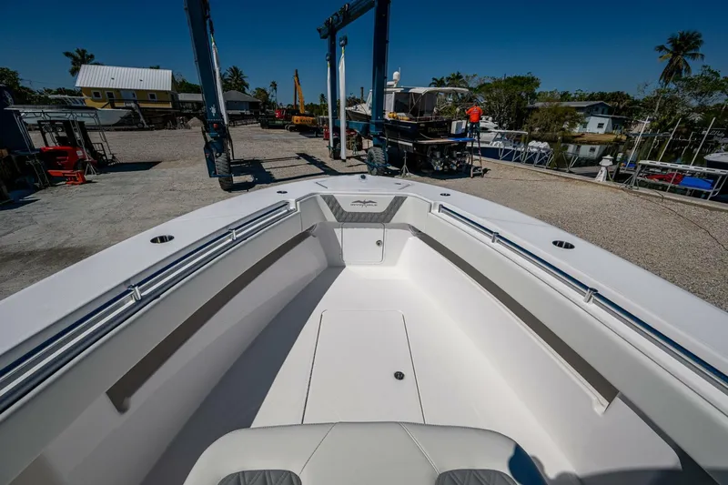 Slide: The Image of Invincible 33 Open Fisherman 2025 - 5162801