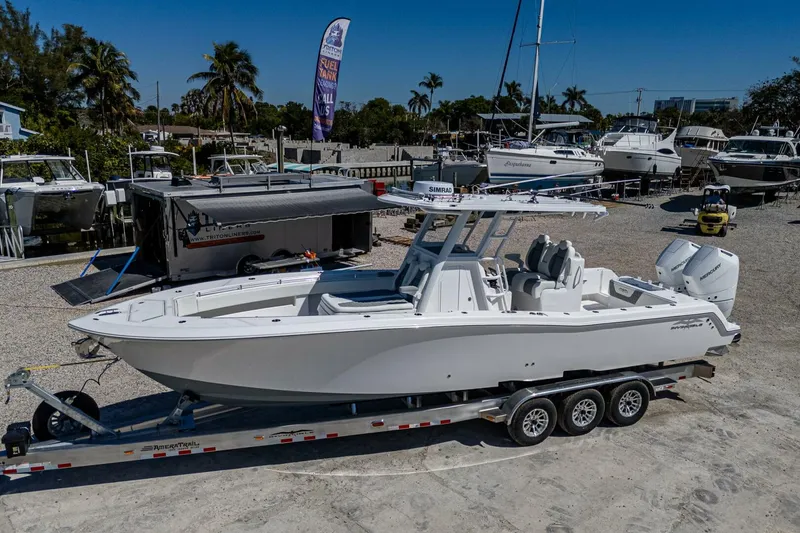 Slide: The Image of Invincible 33 Open Fisherman 2025 - 5162838