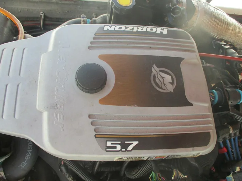 Slide: The Image of Shamrock 24 2001 - 5017187