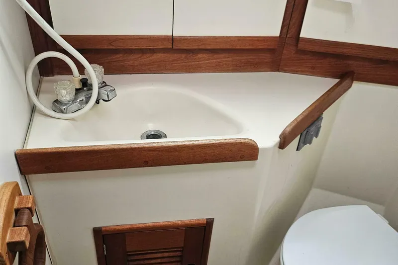 Slide: The Image of Thomas 35 1990 - 5151036