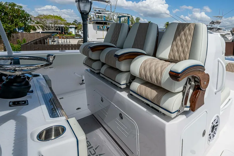 Slide: The Image of Invincible 38 Catamaran 2025 - 5091869