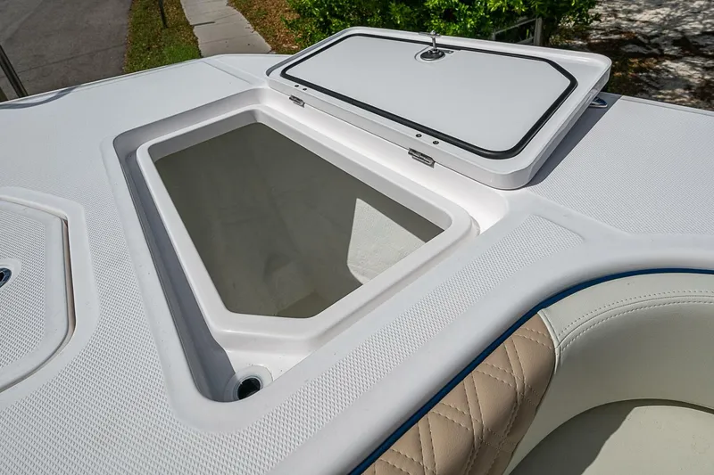 Slide: The Image of Invincible 38 Catamaran 2025 - 5091889