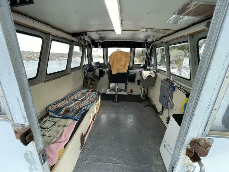 Slide: The Image of Swiftships Commercial Passenger 1972 - 5029175