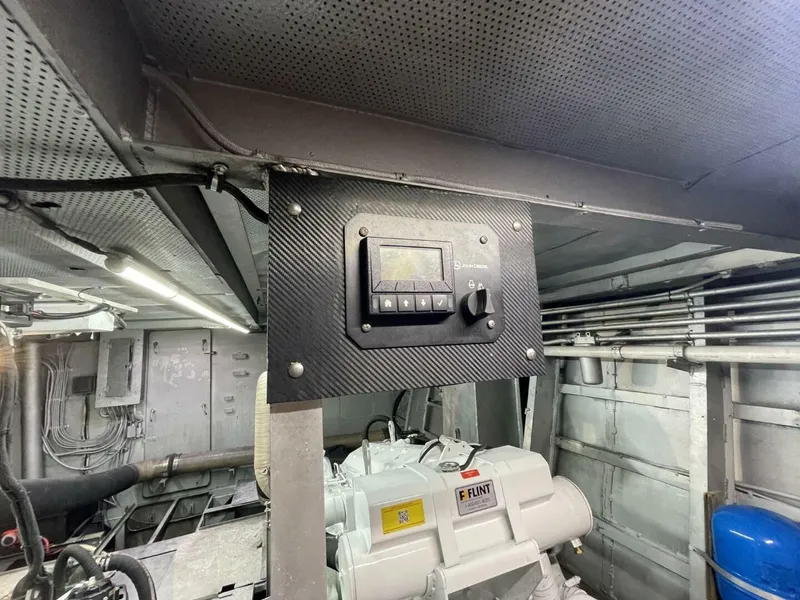 Slide: The Image of Swiftships Commercial Passenger 1972 - 5029203