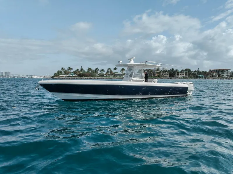 The Image of Intrepid 37 2006 - 5224729