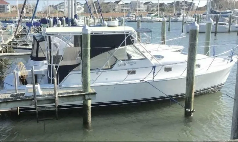 Slide: The Image of 2003 Mainship 34 Pilot - 5019769