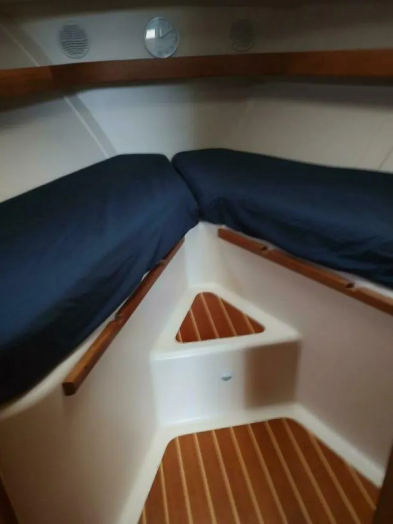 Slide: The Image of Mainship 34 Pilot 2003 - 5052559