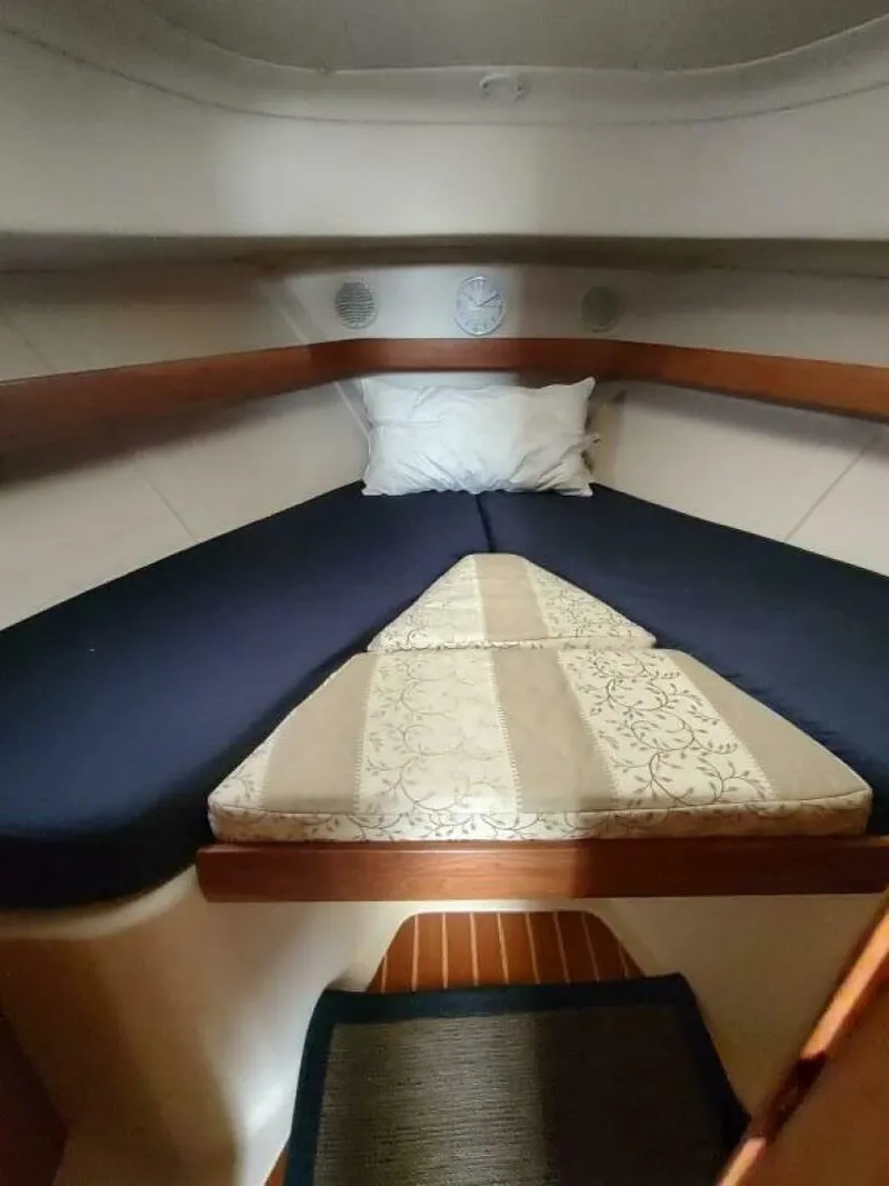 Slide: The Image of Mainship 34 Pilot 2003 - 5048160