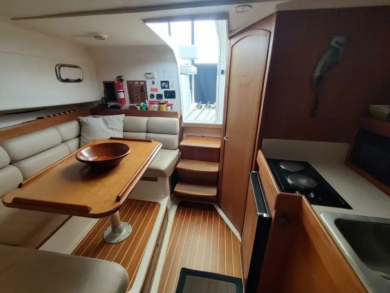 Slide: The Image of Mainship 34 Pilot 2003 - 5048170