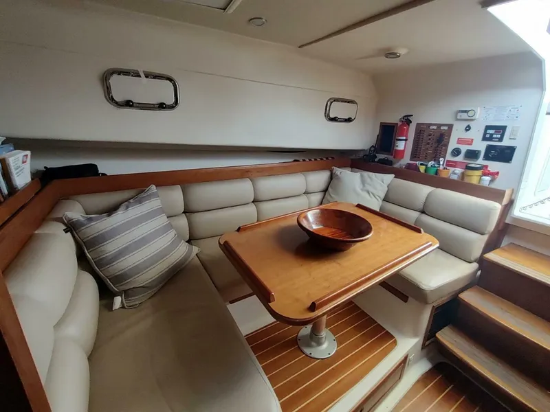 Slide: The Image of Mainship 34 Pilot 2003 - 5048172