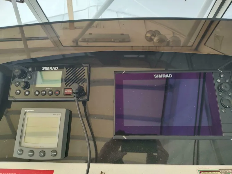 Slide: The Image of Mainship 34 Pilot 2003 - 5048175