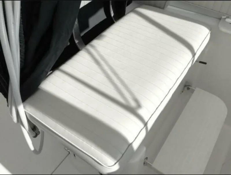 Slide: The Image of Mainship 34 Pilot 2003 - 5048192
