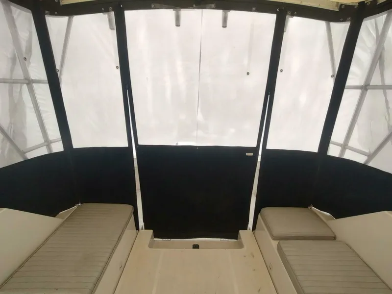 Slide: The Image of Mainship 34 Pilot 2003 - 5052549