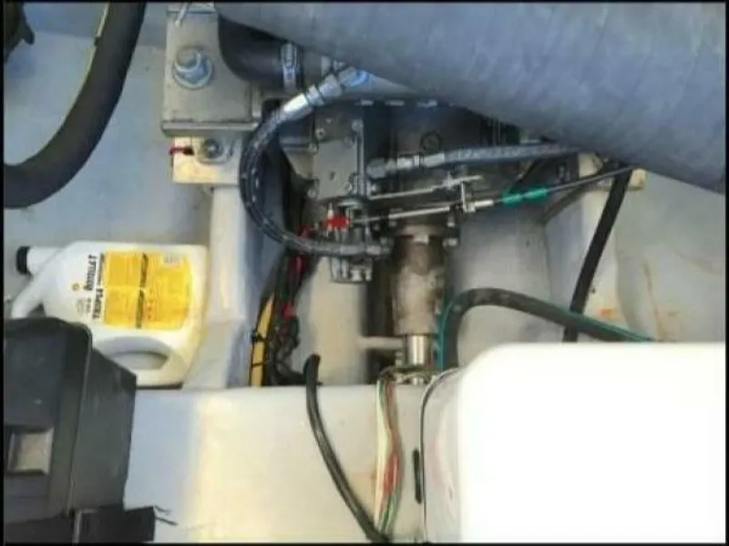 Slide: The Image of Mainship 34 Pilot 2003 - 5048202
