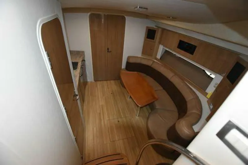 Slide: The Image of Formula 37 Cruiser 2016 - 5019327