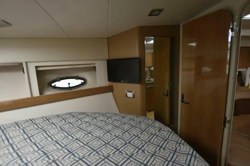 Slide: The Image of Formula 37 Cruiser 2016 - 5019339