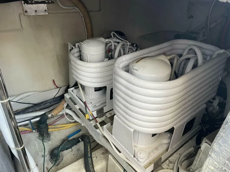 Slide: The Image of Carver Yachts 56 2006 - 5020680