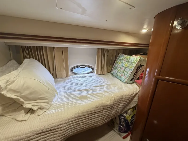 Slide: The Image of Carver Yachts 56 VOYAGER 2006 - 7585233
