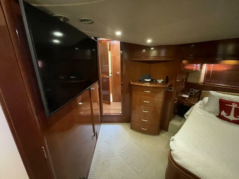 Slide: The Image of Carver Yachts 56 VOYAGER 2006 - 5020653