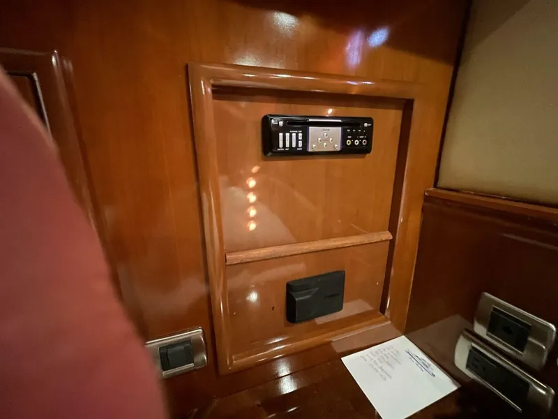 Slide: The Image of Carver Yachts 56 VOYAGER 2006 - 5020658