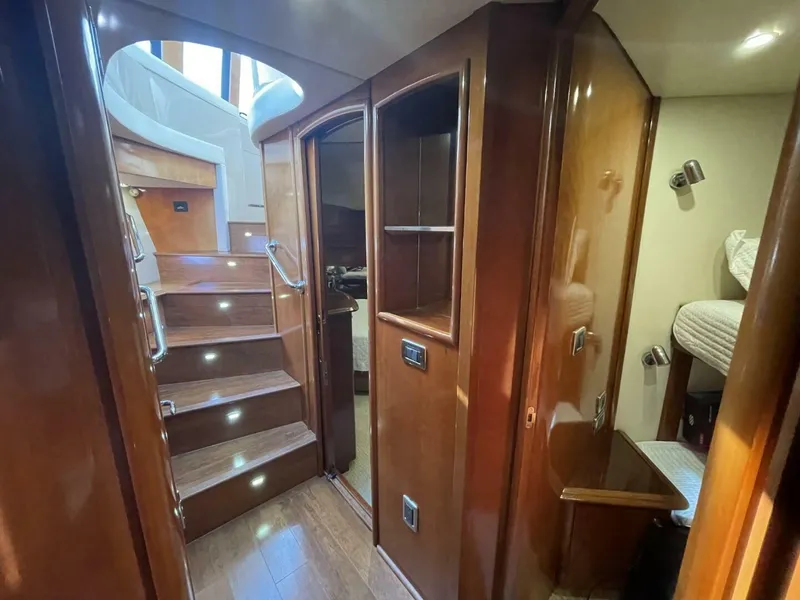 Slide: The Image of Carver Yachts 56 VOYAGER 2006 - 5020675